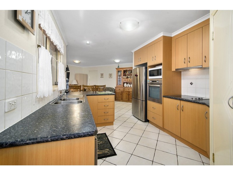 144 Glenvale Road, Glenvale QLD 4350