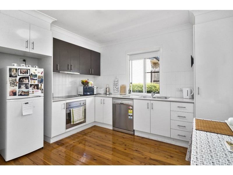 1/4A Rose Street, Wilsonton QLD 4350