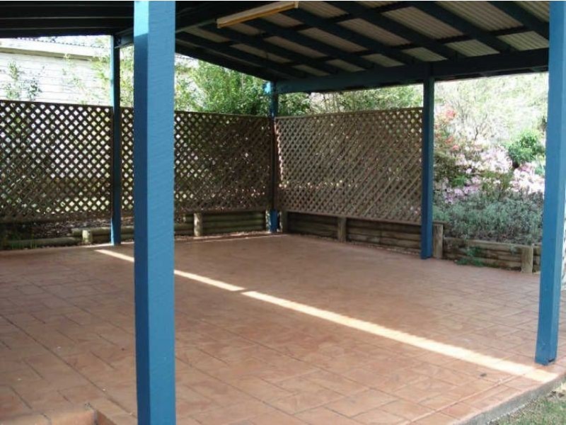 24 Mary Street, Mount Lofty QLD 4350