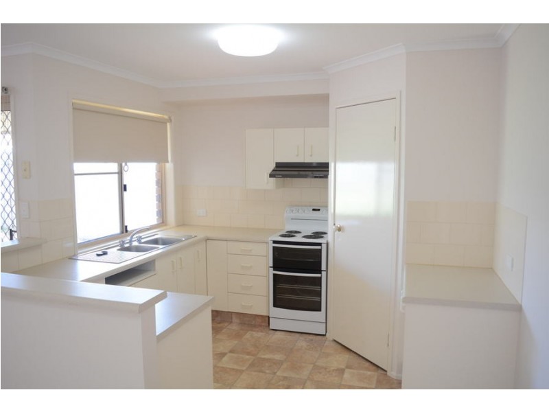 30 Bougainvillea Drive, Middle Ridge QLD 4350