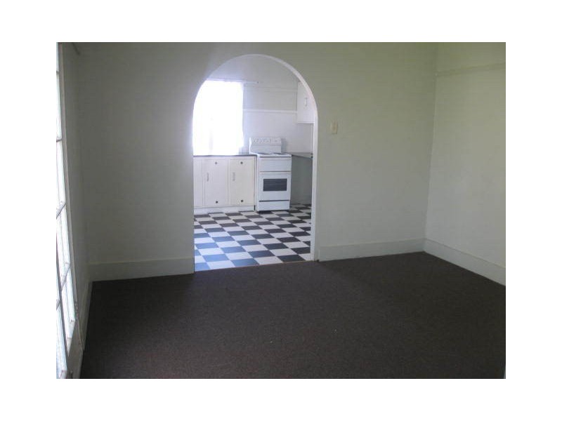 198b West Street, South Toowoomba QLD 4350