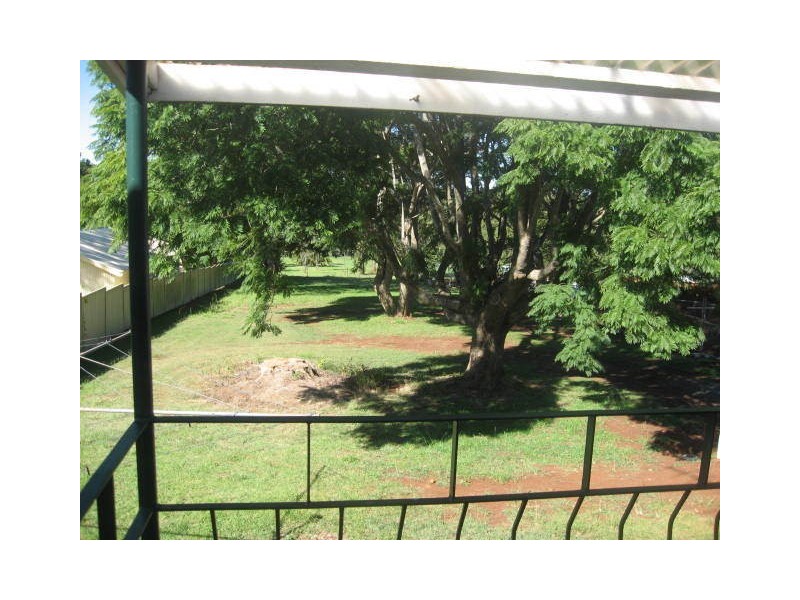 198b West Street, South Toowoomba QLD 4350