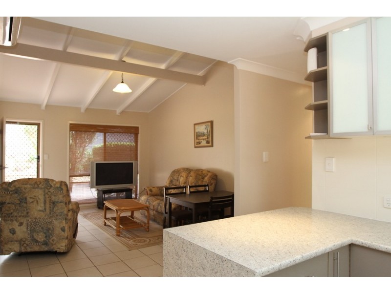 1/59 Kitchener Street, South Toowoomba QLD 4350