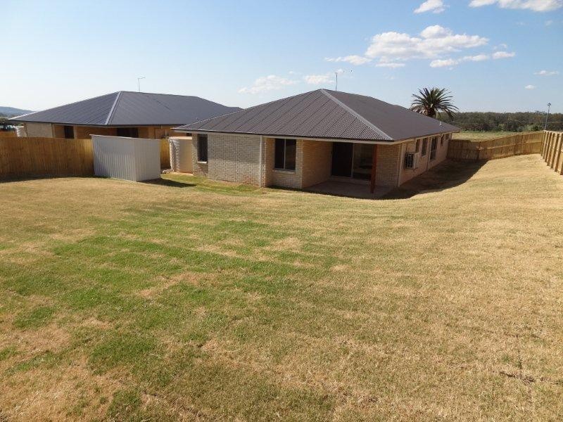 5 Goshawk Drive, Kleinton QLD 4352