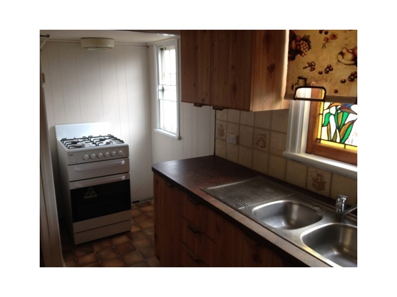 17 Merritt Street, Harristown QLD 4350