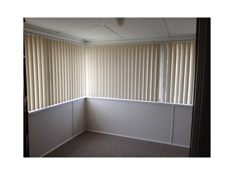 17 Merritt Street, Harristown QLD 4350