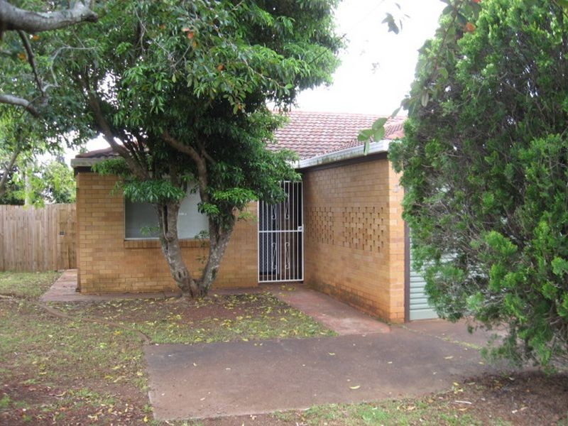 2/9 Regent Street,  Darling Height, Toowoomba QLD 4350