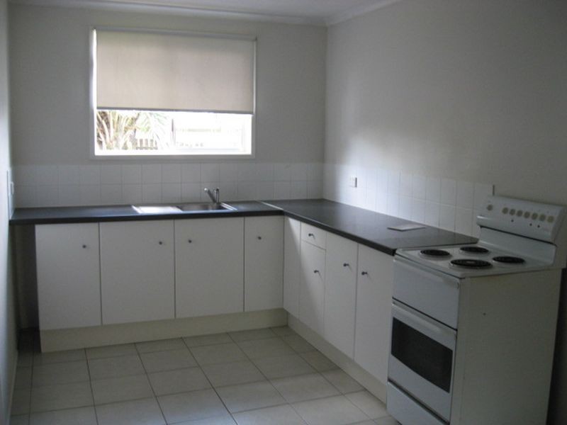 2/9 Regent Street,  Darling Height, Toowoomba QLD 4350