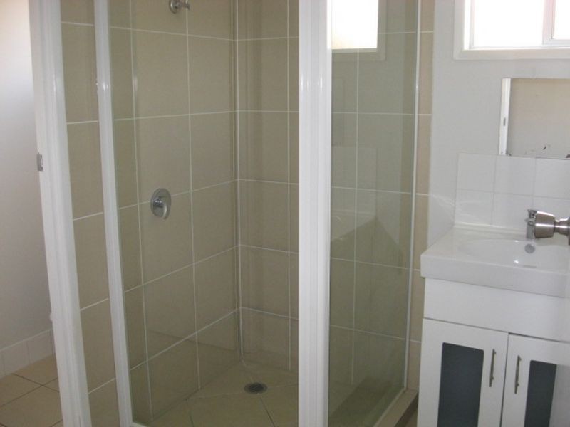 2/9 Regent Street,  Darling Height, Toowoomba QLD 4350