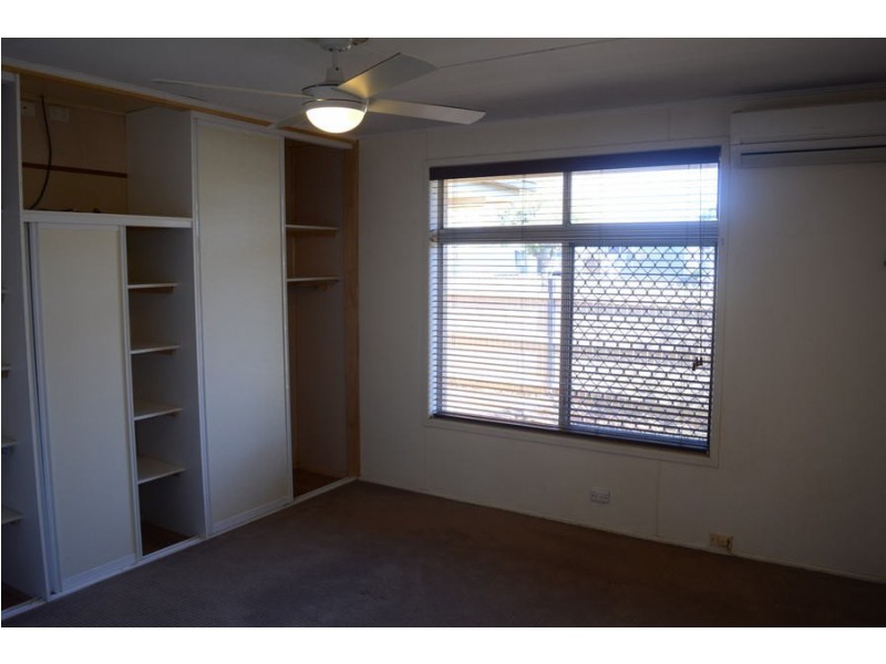8 Tomkinson Street, Wilsonton QLD 4350