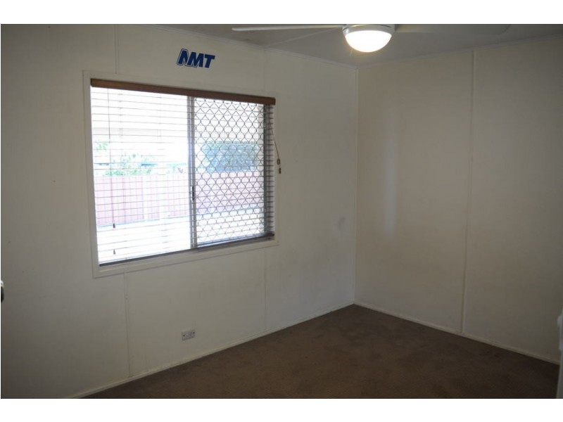 8 Tomkinson Street, Wilsonton QLD 4350