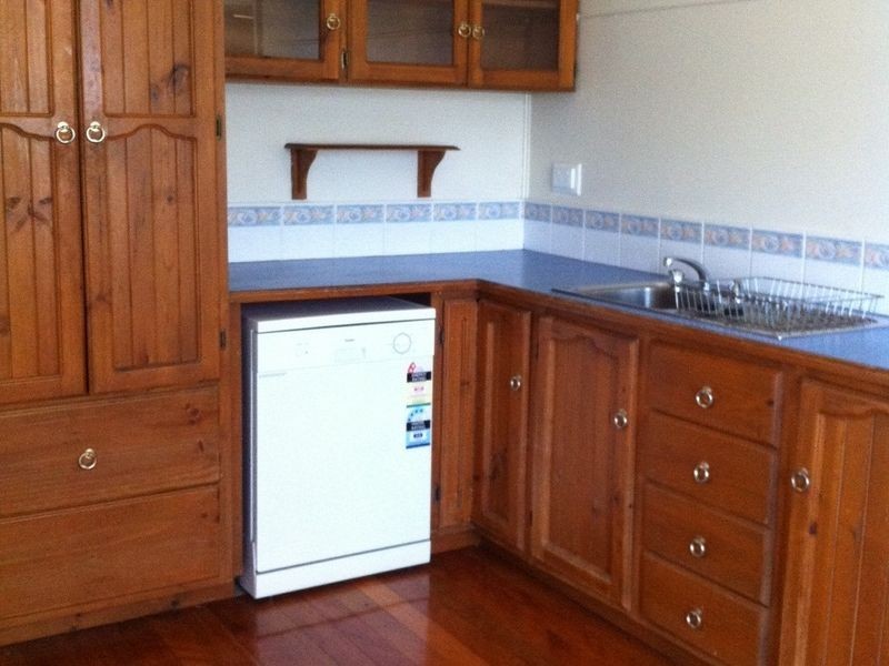 2/169 Jellicoe Street, Newtown QLD 4350