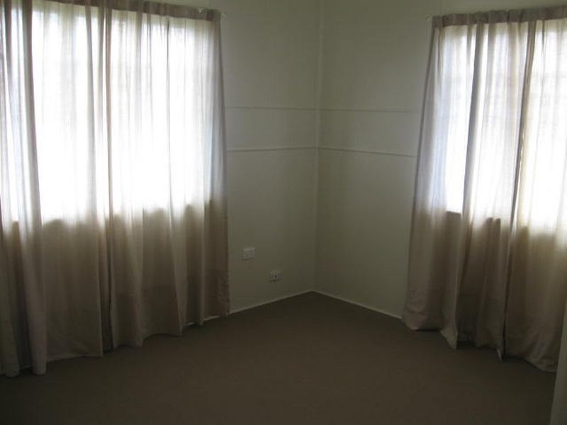 2/169 Jellicoe Street, Newtown QLD 4350