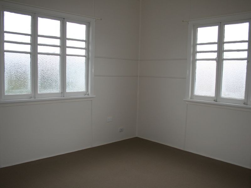 2/169 Jellicoe Street, Newtown QLD 4350