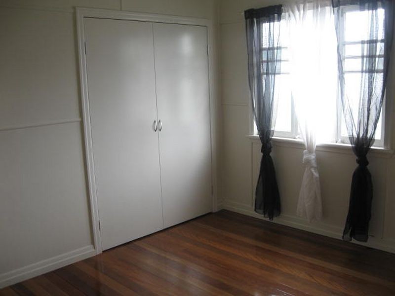 2/169 Jellicoe Street, Newtown QLD 4350