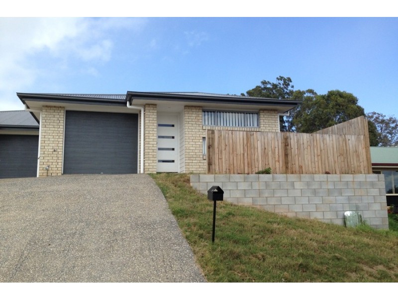 2/6 Samuel Court, Darling Heights QLD 4350