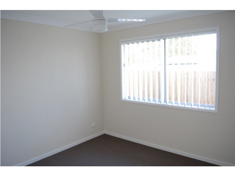 2/6 Samuel Court, Darling Heights QLD 4350