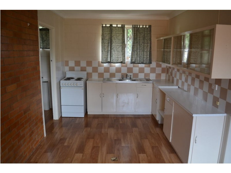 3/348 South Street, Harristown QLD 4350