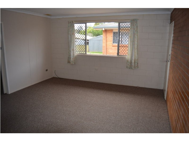 3/348 South Street, Harristown QLD 4350