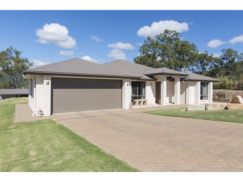 5 Pepperwood Place, Withcott QLD 4352