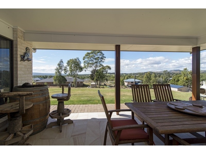 5 Pepperwood Place, Withcott QLD 4352