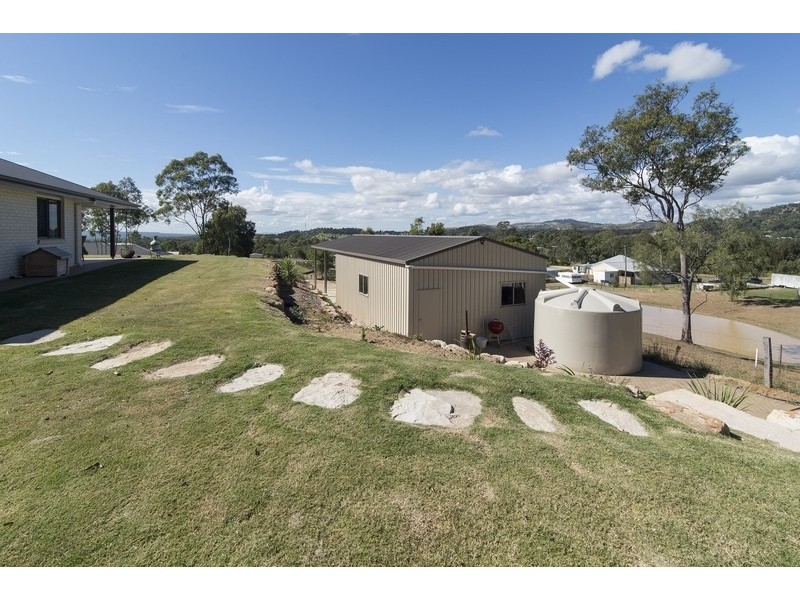 5 Pepperwood Place, Withcott QLD 4352