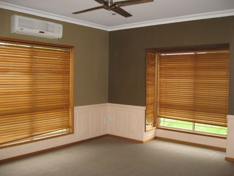 109 Hursley Road, Glenvale QLD 4350