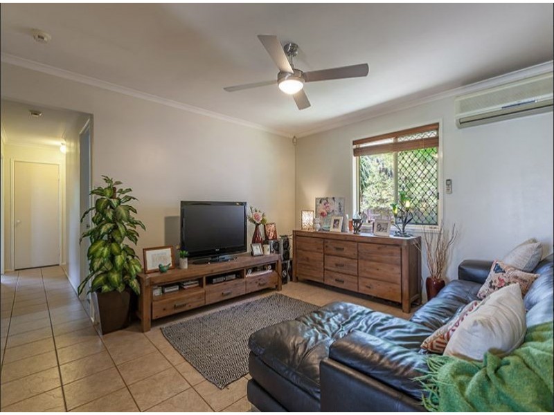 8 Kayser Court, Darling Heights QLD 4350