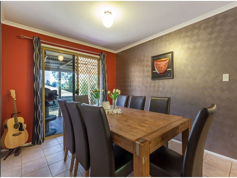 8 Kayser Court, Darling Heights QLD 4350