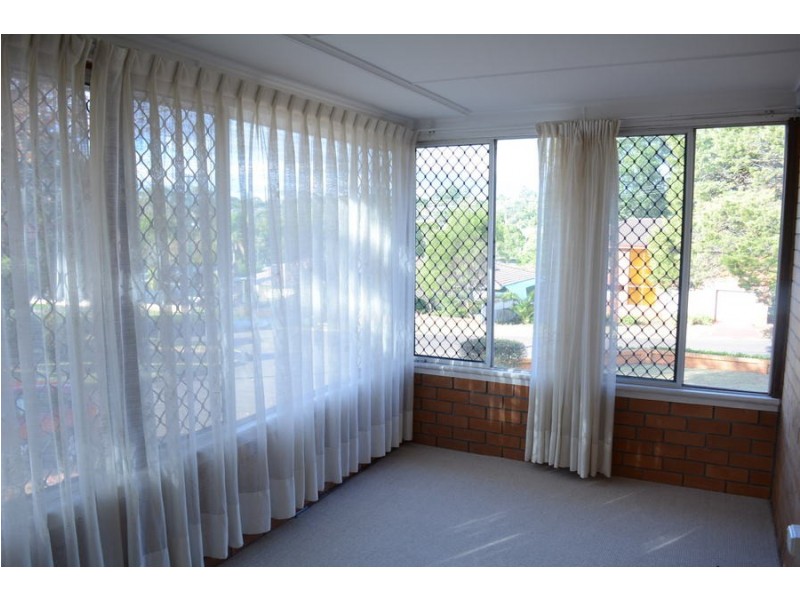 9 Catto Street, Centenary Heights QLD 4350