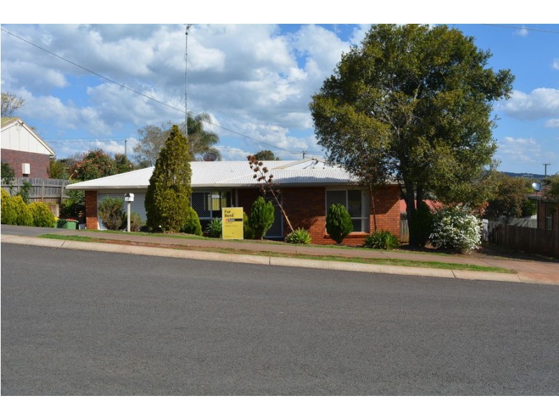 62 Blue Gum Drive, Newtown QLD 4350