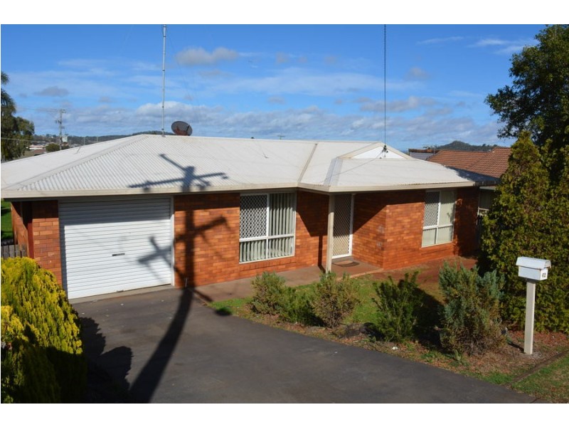 62 Blue Gum Drive, Newtown QLD 4350