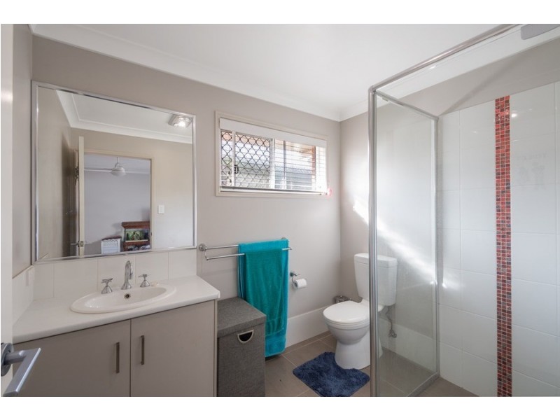 5 Kurrawa Crescent, Glenvale QLD 4350