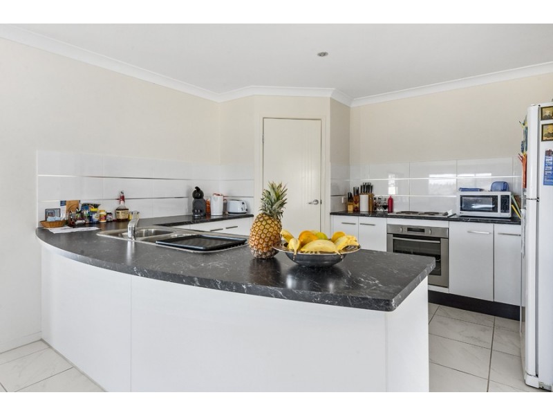 10 Calcutt Road, Gowrie Junction QLD 4352