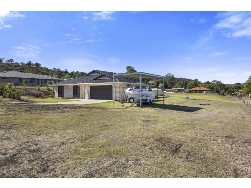 10 Calcutt Road, Gowrie Junction QLD 4352