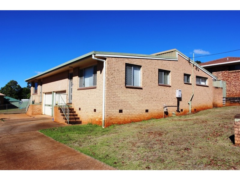 45 Champagne Crescent, Wilsonton QLD 4350