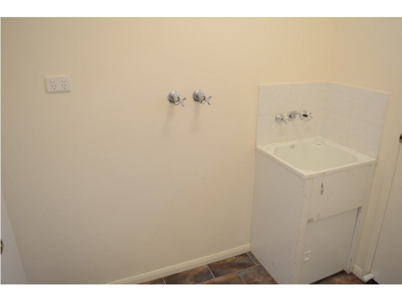 16 Jenna Court, Kearneys Spring QLD 4350