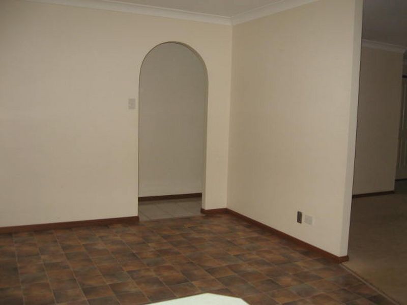 4 Dandelion Drive MIDDLE RIDGE, Toowoomba QLD 4350