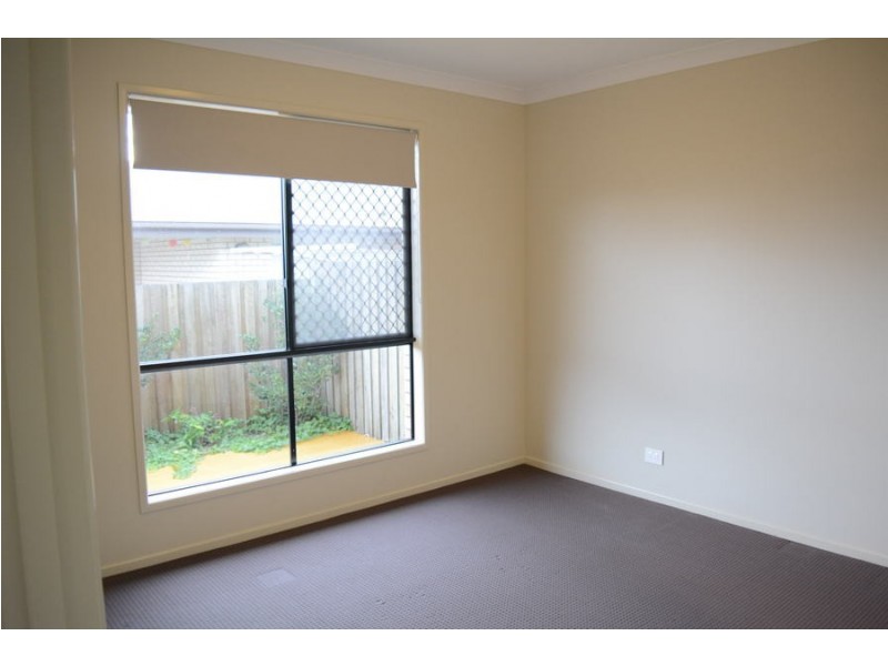 1/1 Sunset Drive, Glenvale QLD 4350