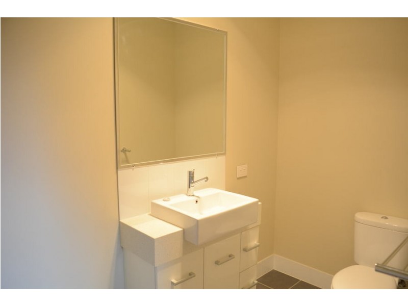 1/1 Sunset Drive, Glenvale QLD 4350