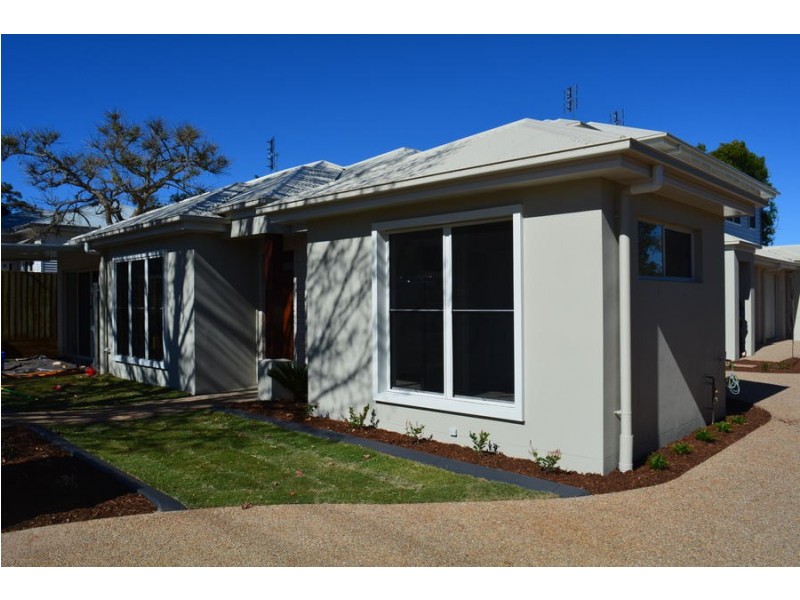 1/304 Alderley Street, Centenary Heights QLD 4350