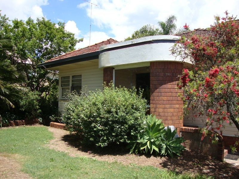 711 Ruthven Street, CITY, Toowoomba QLD 4350