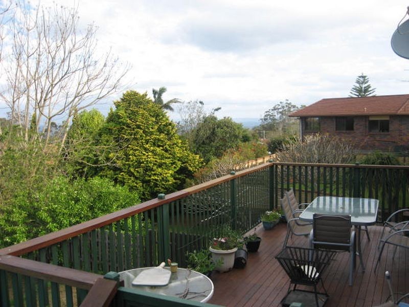 14 Blue Hills Drive RANGEVILLE, Toowoomba QLD 4350