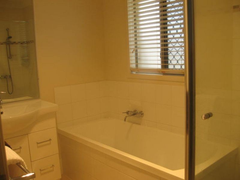 267 Glenvale Road, Glenvale QLD 4350