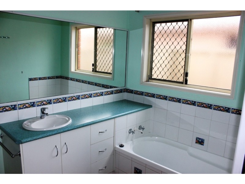 150 Glenvale Road, Glenvale QLD 4350