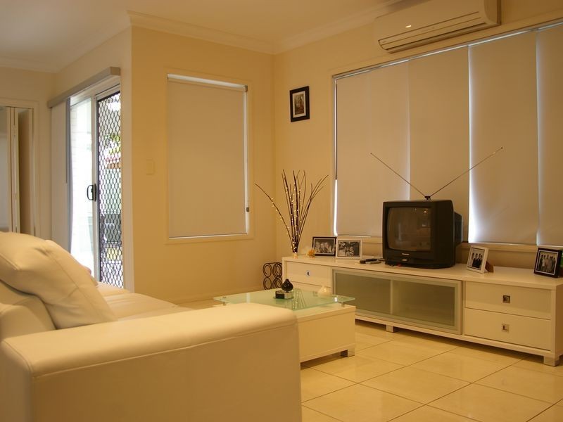 2/346 North Street, Wilsonton QLD 4350