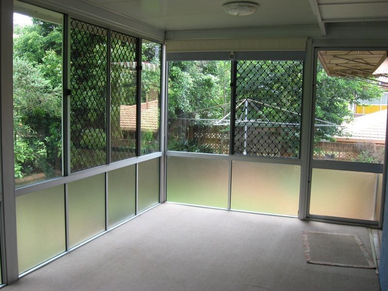 15 Muir Street, Mount Lofty QLD 4350