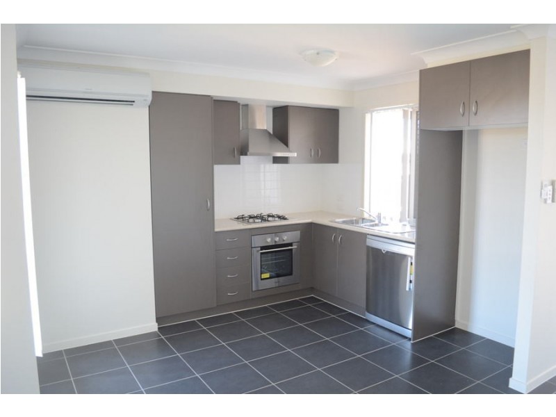 2/35 Taragon Street, Glenvale QLD 4350