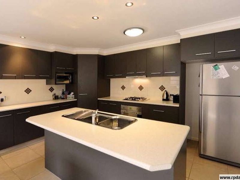 5 Moorina Drive, Harristown QLD 4350