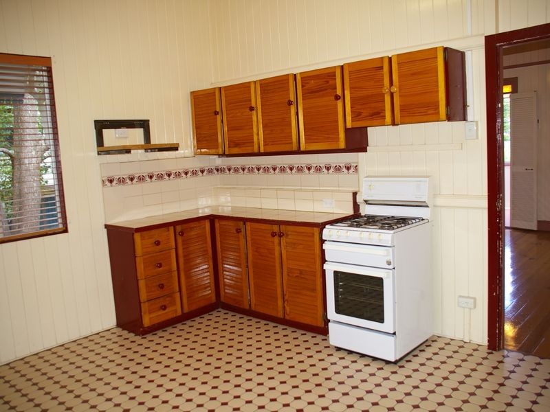 207 Long Street, South Toowoomba QLD 4350